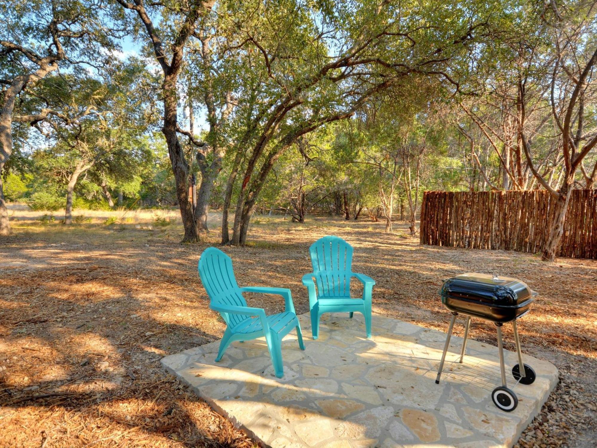 Cabins At Flite Acres - Desert Willow Wimberley Eksteriør billede