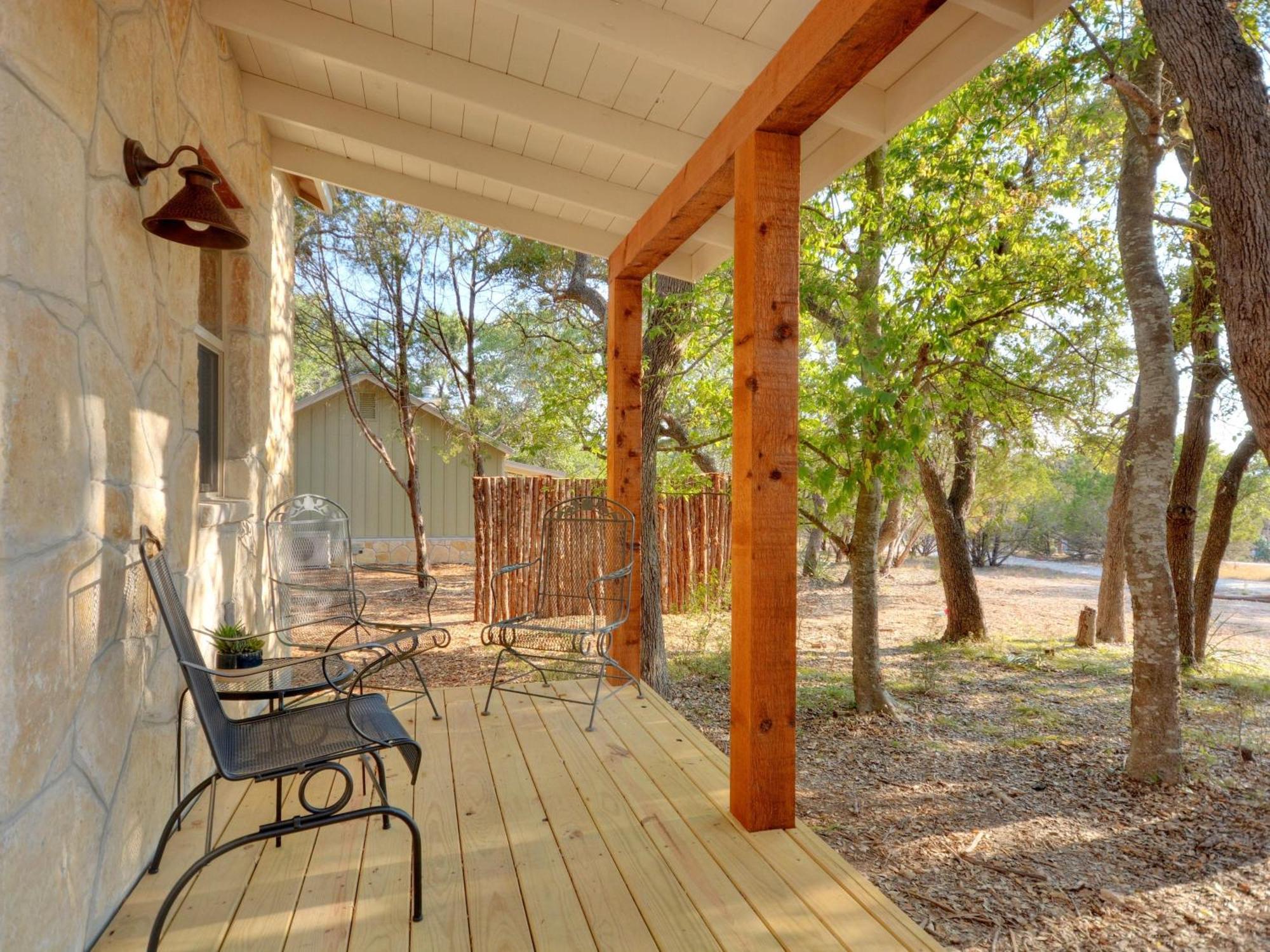Cabins At Flite Acres - Desert Willow Wimberley Eksteriør billede